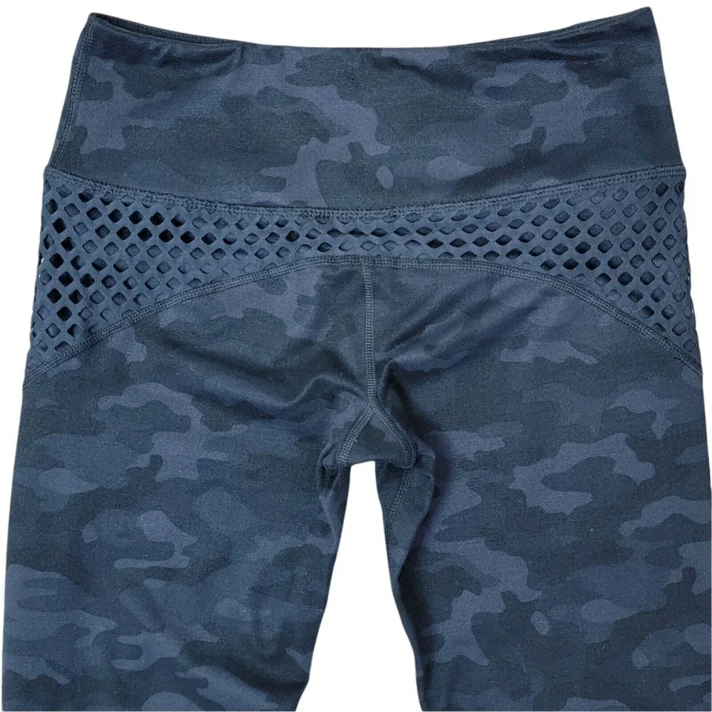 Glyder Aperture Crop Into the Night Leggings Womens Sz XS Black Camo Moto Active
